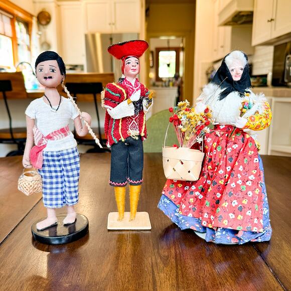 Lot 3 Intl Folk Dolls Filipino Fisherman Spanish Portuguese Flower Seller Vtg - Picture 13 of 13
